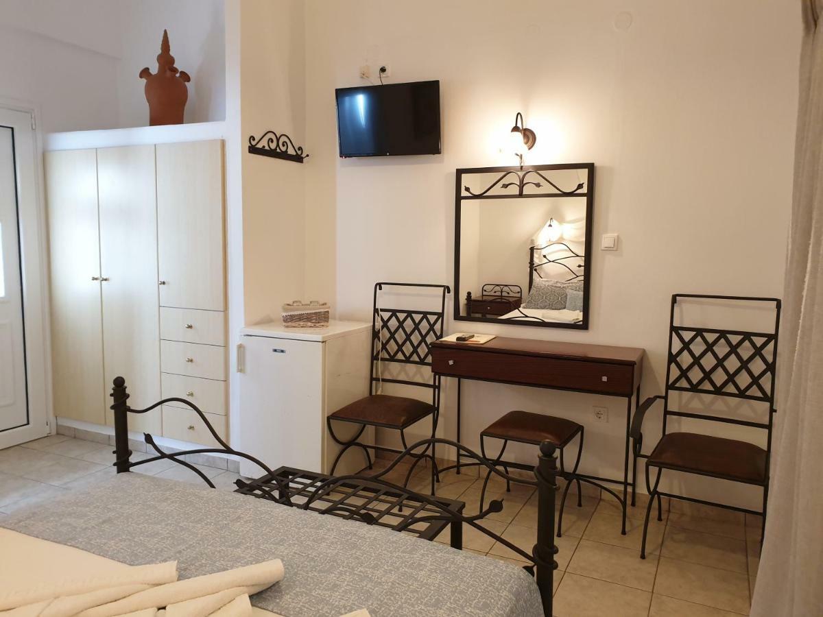 Sifnos Hotel Benaki Platis Gialos  Zewnętrze zdjęcie